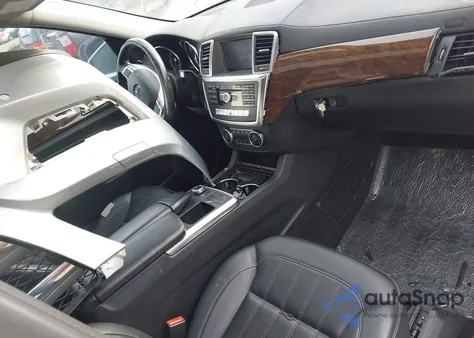 2013 Mercedes-Benz Gl 450 4Matic z USA, uszkodzony, nr VIN 4JGDF7CE2DA229176